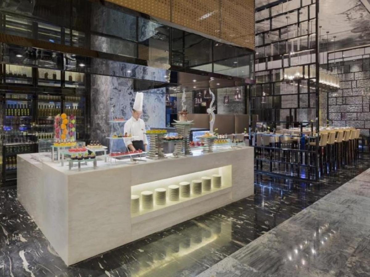Wanda Realm Wuhan Exterior photo