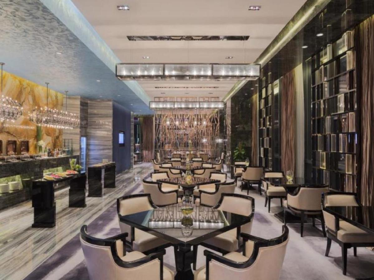Wanda Realm Wuhan Exterior photo
